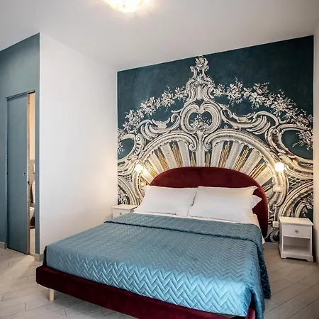 ゲストハウス Ludus ローマ