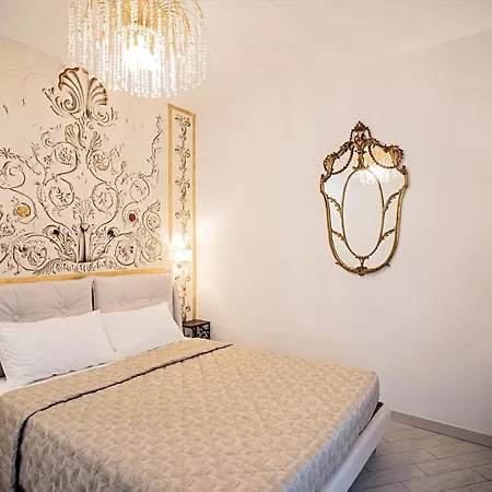 ゲストハウス Ludus ローマ