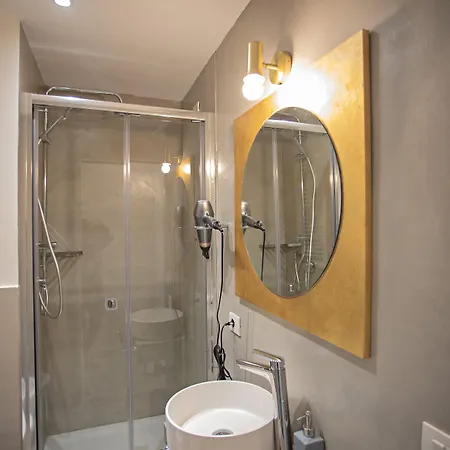 ゲストハウス Ludus 4*